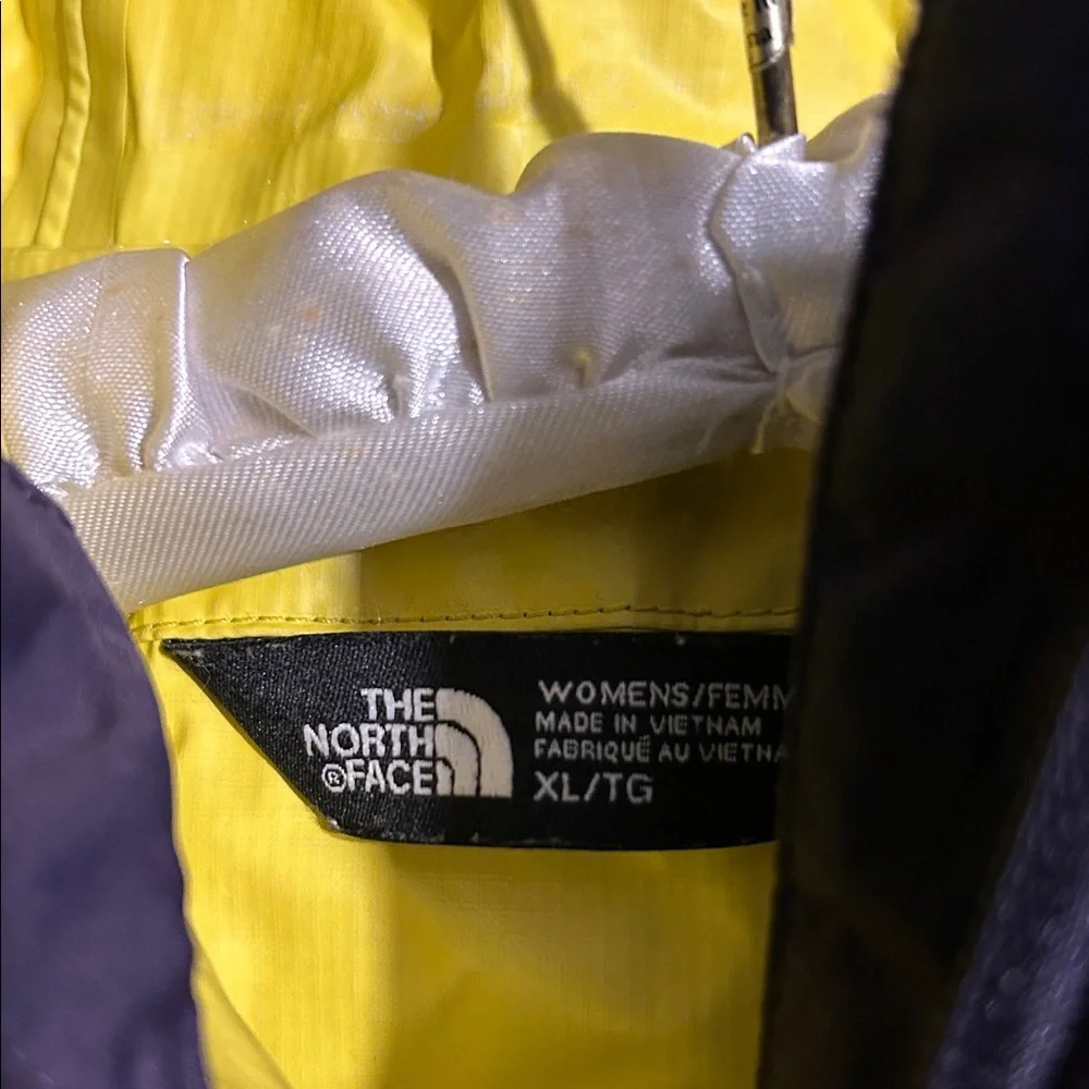 The North Face Deep Purple Windbreaker - Picture 5 of 5